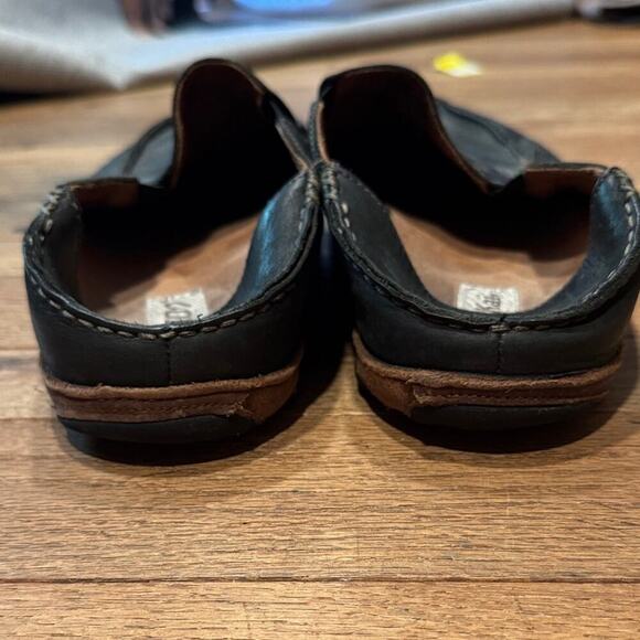 OluKai Men's Dark Leather Moloa Slip-On Loafers - Picture 3 of 4